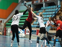 عاجل: قمة نارية بين الأهلي والزمالك اليوم... هل يسقط حامل اللقب للمرة الأولى؟