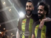لتعويض رحيل بنزيما.. محمد صلاح قريباً في الاتحاد وسط صدمة تخيم على كل الفرق!