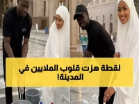 عاجل: ساديو ماني يفجر مفاجأة في الحرم النبوي مع زوجته... والصور تحطم الإنترنت!