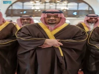 نائب أمير الرياض يؤدي صلاة الميت على رجل الأعمال حمد الجميح في جامع الملك سعود