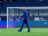 عاجل: الاتحاد السعودي يُدفع 22 مليون ريال لرينارد! … عقد المدرب البديل في طريق الخليج؟