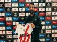 عاجل: رحلة نجاح جديدة لنجم المقاولون العرب - يكشف اتفاقه السرّي مع رايو فاليكانو الإسباني كمستشار للمواهب في مصر والسعودية!