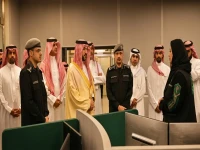 عاجل: الحربي يتفقد 911 في مكة… كيف تحولت 47 غرفة عمليات إلى مركز واحد؟