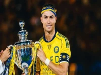 حصري: رونالدو يحقق رقمًا أسطورياً بعد تتويج النصر… 600 هدف في الدوريات! ESPN تكشف: السعودية كتبت تاريخاً جديداً