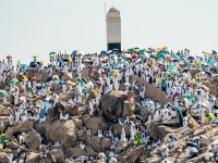أرقام صادمة: السعودية تصدر 1.5 مليون تأشيرة لحجاج العالم رقمياً… كيف حققت هذا الإنجاز التنظيمي التاريخي؟