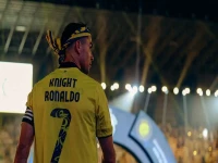 حصري: كريستيانو رونالدو يركع وسجد مع النصر لأول مرة… صور الصلاة التي أجهشت اللاعبين بالبكاء قبل تتويج الدوري!