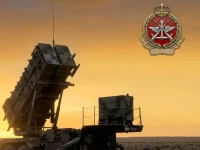 عاجل: الدفاعات الجوية الكويتية تصد هجمات صاروخية ومسيرات معادية.. وأصوات انفجارات تزلزل الفجر!