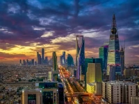 عاجل: الرياض تتحول للجنة خضراء في 2027… تقنية التبريد الحضري تطيح بـ15 درجة مئوية من حرارة العاصمة اللاهبة!