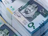 صادم: التفاوت الجنوني في أسعار الريال السعودي بين عدن وصنعاء… هل تعلم أن الريال الواحد يُباع بفرق 287 ريال بين مدينتين يمنيتين؟