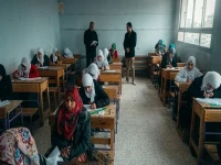 عاجل: 200 ألف طالب بالجيزة يواجهون امتحان الجبر والإحصاء والتربية الدينية… انطلاق الموجة الثانية من الامتحانات الإعدادية!