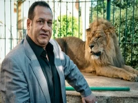 عاجل: تامر أمين يكشف سيناريو صادم لـ'عصابة نخنوخ' - النيابة تفضح تفاصيل جريمة خطف وهتك عرض وتعذيب!