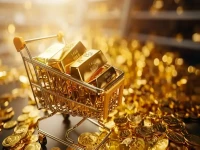 عاجل في السعودية: هل تصبح 522.97 ريال نقطة تحول؟ أسعار الذهب تصعد اليوم رغم انخفاض الأوقية عالمياً!