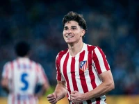 انفجار في السوق: أتلتيكو يرفض عرض ريال مدريد بـ150 مليون لـألفاريز! السر في شرط جزائي صادم