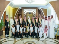 عاجل: أمير الشرقية يكشف نجاح مبادرته… 15 ألف حاج خدمتهم في منافذ البر والجو خلال الحج!
