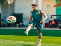 عاجل: صراع ناري ثلاثي على كرسي الوحدة… الوزارة ترفض فضيحة «الديون الذهبية» وتأكد: التنافس فقط وفق اللوائح!