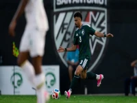 لاجامي يكشف حقيقة الجهاز الفني للمنتخب السعودي: "نمتلك جهازاً فنياً على مستوى عالٍ"… وأسرار التحضير للمونديال