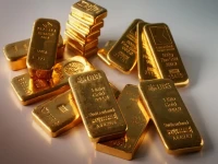 انهيار الذهب.. سعر الجنيه الذهب يتراجع إلى 48560 جنيهًا بعد أن كان 50800! شاهد أسعار السبائك والجرام اليوم الخميس