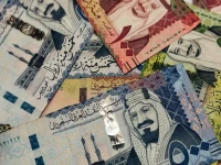 إحصائية صادمة: الريال السعودي يهوي أمام الجنيه… انخفاض غير مسبوق يضرب البنوك المصرية صباح اليوم!