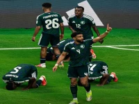 عاجل: سعودي يكتب التاريخ المونديالي… العمري أول مدافع يهز شباك الأخضر بأمريكا الجنوبية وصور لحظة الصاروخ