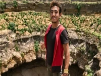 عاجل: مغتربة يمنية في أمريكا تنفذ مشروعاً خيرياً صادماً بقيمة 10 آلاف دولار… مصير عائلة القعقاع يتحول بعد المأساة!