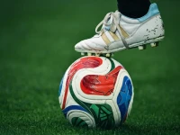 عاجل: قذيفة مدفع و121 هدفاً تكشف لغز صدمة مونديال 2026… السر الحقيقي يكمن في الكرة الخارقة وجلسات الترطيب!