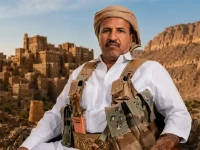 عاجل: شاهد لحظة انهيار الصمت في اليمن… كيف حوّل الشيخ حمد فدغم دموعه إلى زلزال يهز عروش القهر؟!