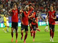 صادم: الأرجنتين تسحق الأردن بثلاثية مدوية في كأس العالم… ميسي يتوج بالجوائز والأردن إلى الخروج المبكر!