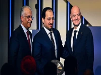 عاجل: ياسر المسحل يضحي بمنصبه بعد خروج السعودية من المونديال… فمن سيكون الرئيس الجديد الذي سيغير مصير الكرة السعودية؟