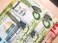 عاجل: الريال السعودي ينخفض في 5 بنوك كبرى… هل ستبدأ الموجة؟ (تفاصيل الأسعار)